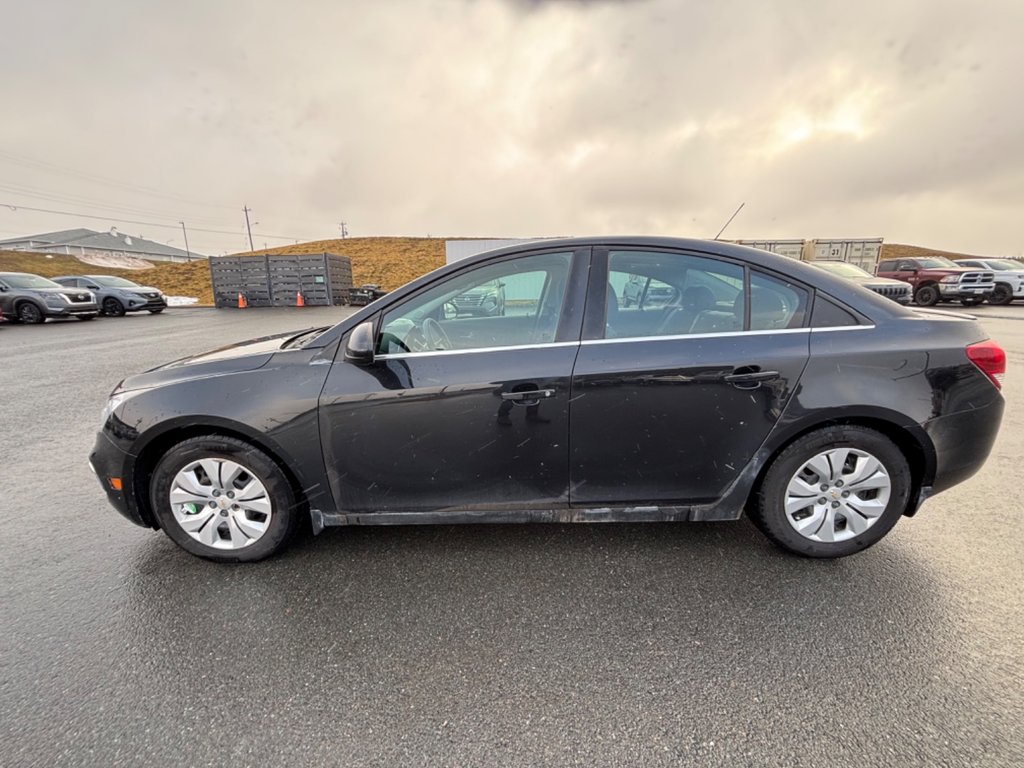 Chevrolet Cruze 1LT | SunRoof | Cam | USB | Bluetooth | Keyless 2016 à Saint John, Nouveau-Brunswick - 4 - w1024h768px