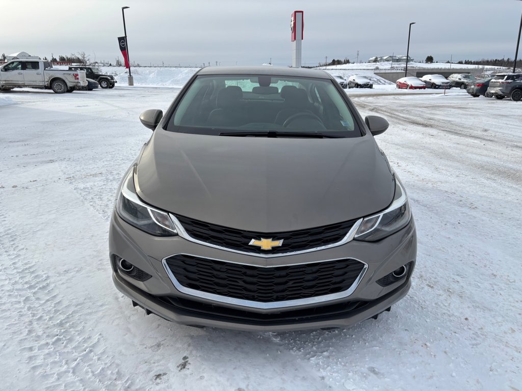 Chevrolet Cruze LT | Cam | USB | Bluetooth | Keyless 2018 à Saint John, Nouveau-Brunswick - 2 - w1024h768px