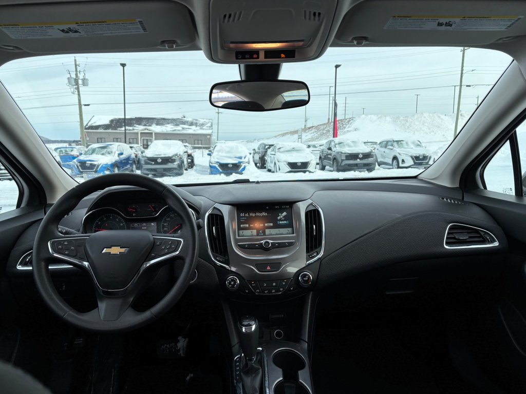 Chevrolet Cruze LT | Cam | USB | Bluetooth | Keyless 2018 à Saint John, Nouveau-Brunswick - 27 - w1024h768px