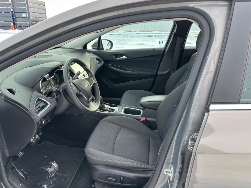 Chevrolet Cruze LT | Cam | USB | Bluetooth | Keyless 2018 à Saint John, Nouveau-Brunswick - 20 - w1024h768px