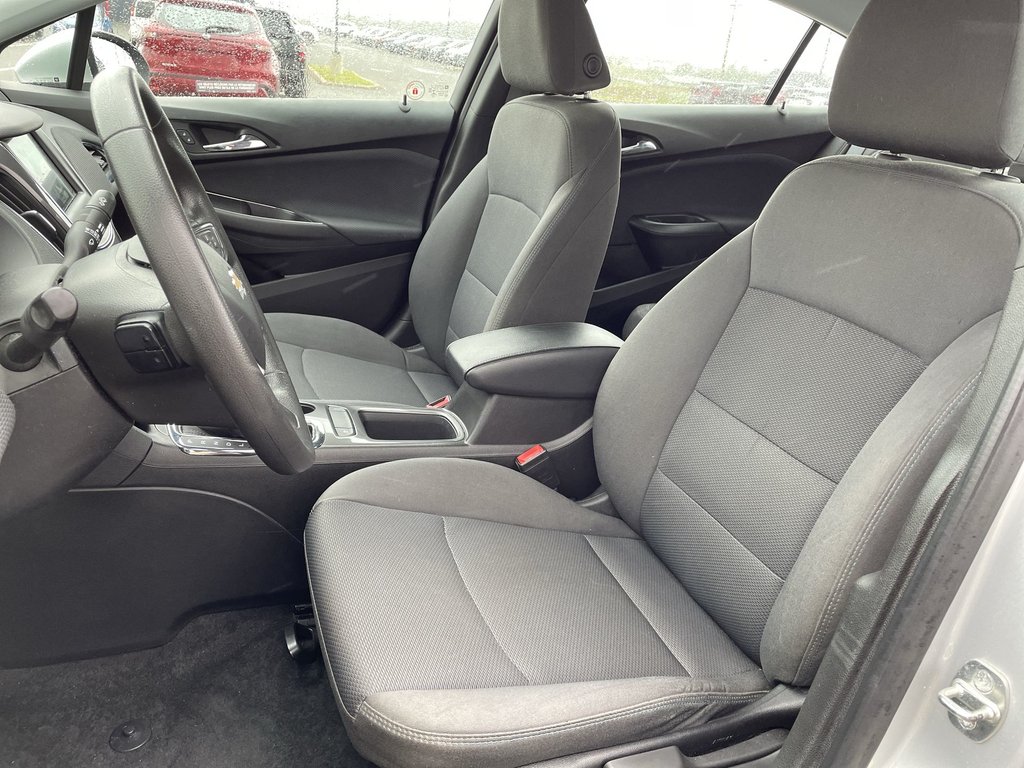 2019 Chevrolet CRUZE 1LT | Htd Seats | Backup Cam | USB in Saint John, New Brunswick - 17 - w1024h768px