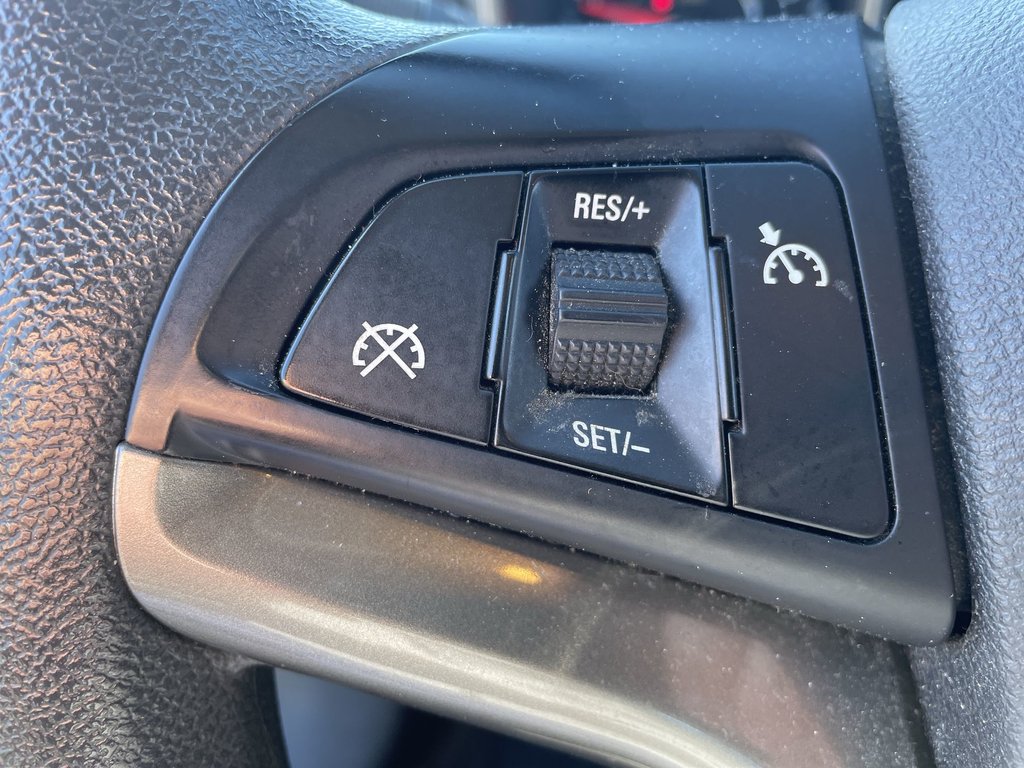 2016 Chevrolet MALIBU LIMITED BASE | usb | cam | bluetooth | keyless entry in Saint John, New Brunswick - 26 - w1024h768px
