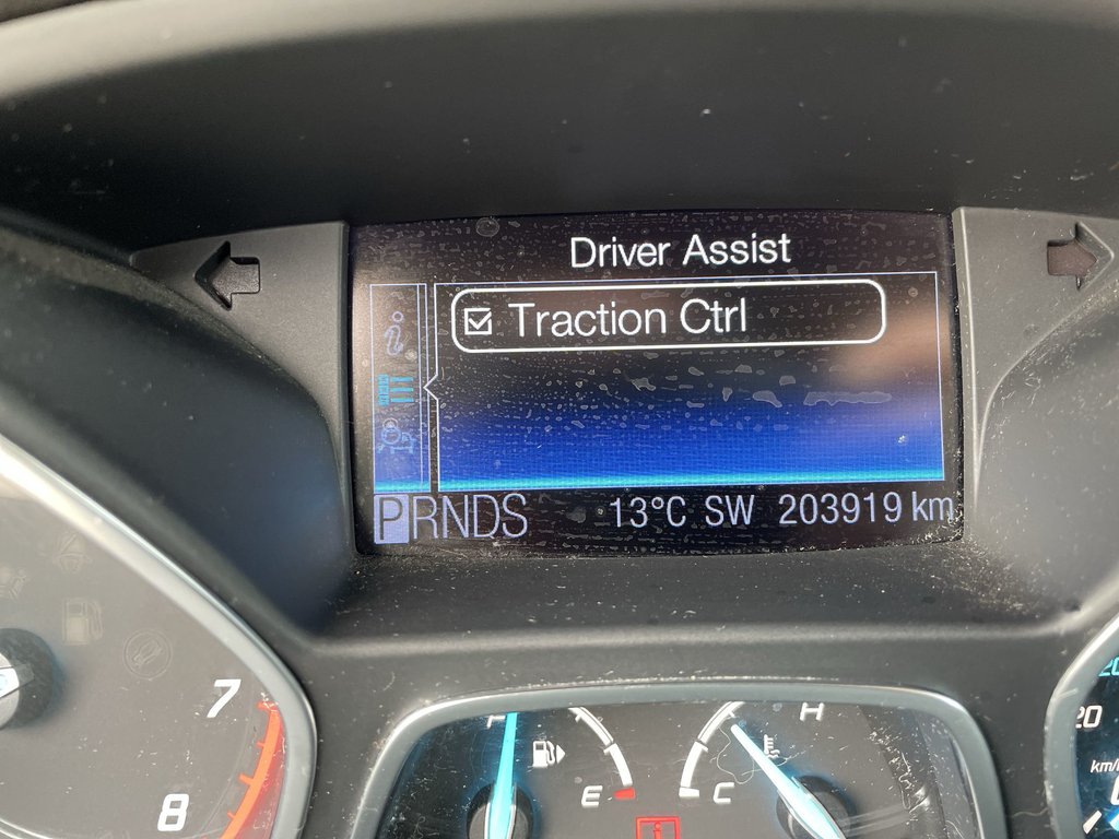 2013 Ford ESCAPE in Antigonish, Nova Scotia - 28 - w1024h768px