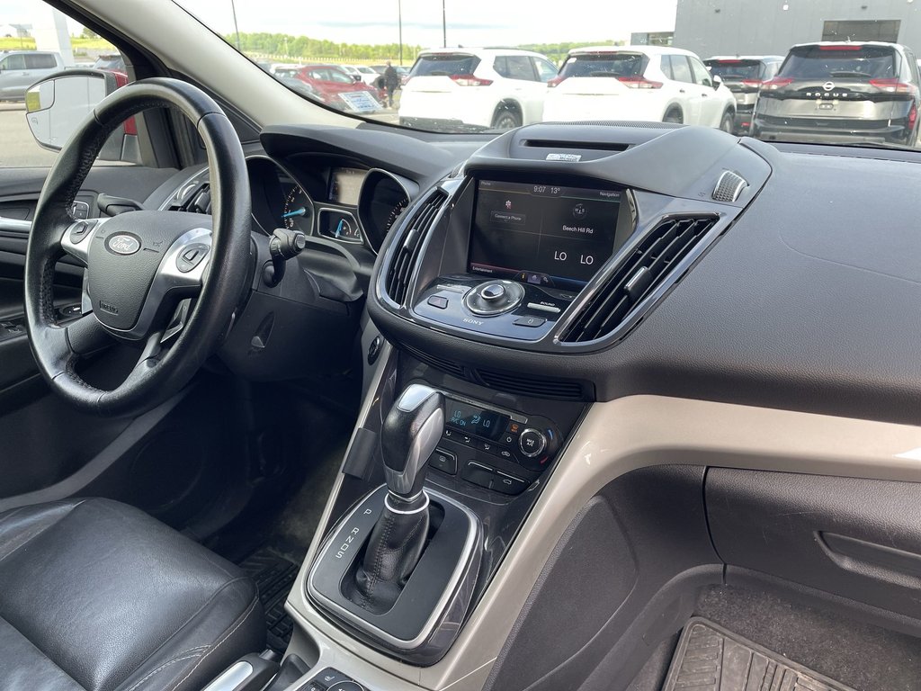 2013 Ford ESCAPE in Antigonish, Nova Scotia - 10 - w1024h768px