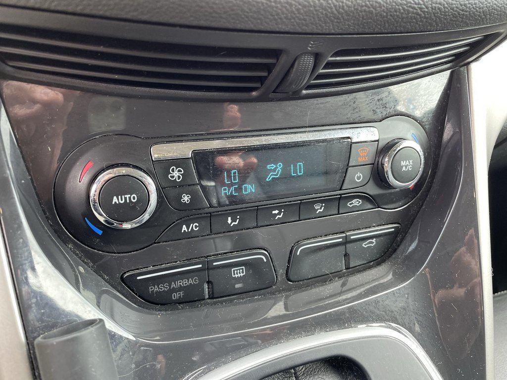 2013 Ford ESCAPE in Antigonish, Nova Scotia - 33 - w1024h768px