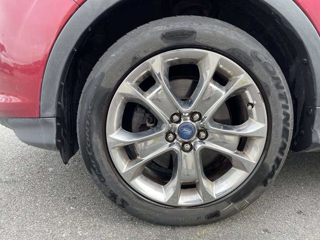2013 Ford ESCAPE in Antigonish, Nova Scotia - 16 - w1024h768px