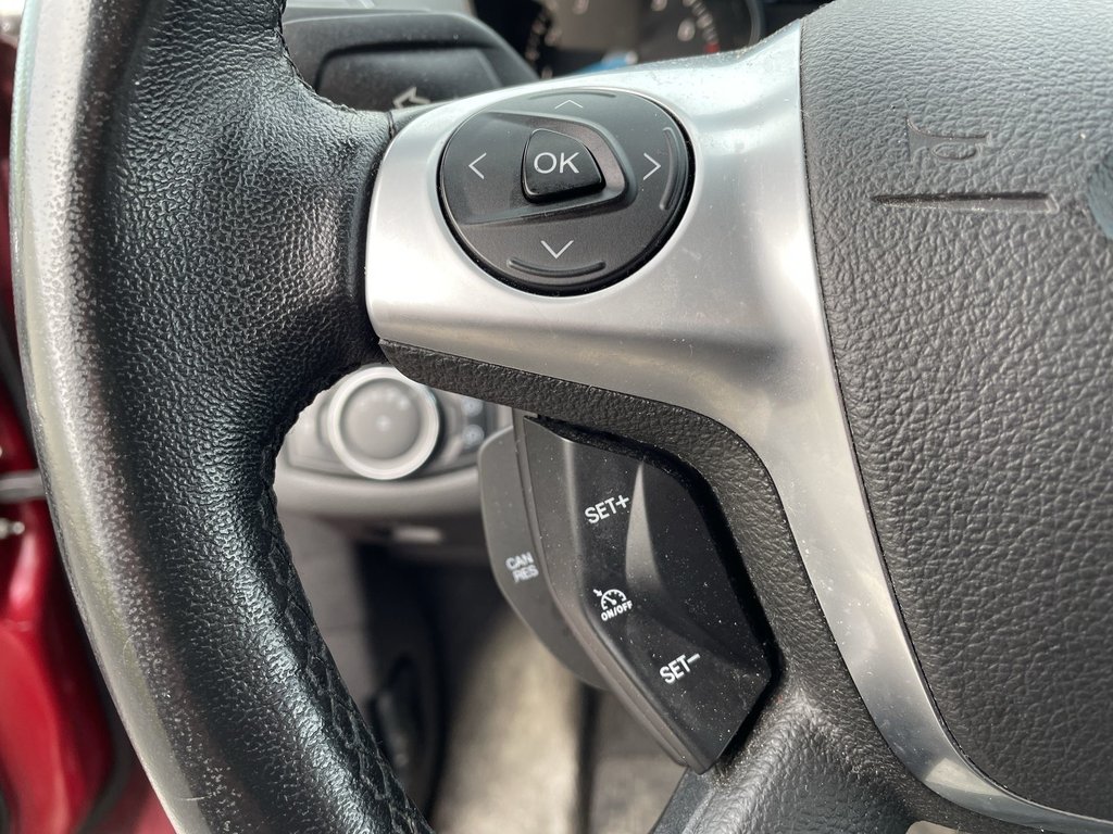 2013 Ford ESCAPE in Antigonish, Nova Scotia - 26 - w1024h768px