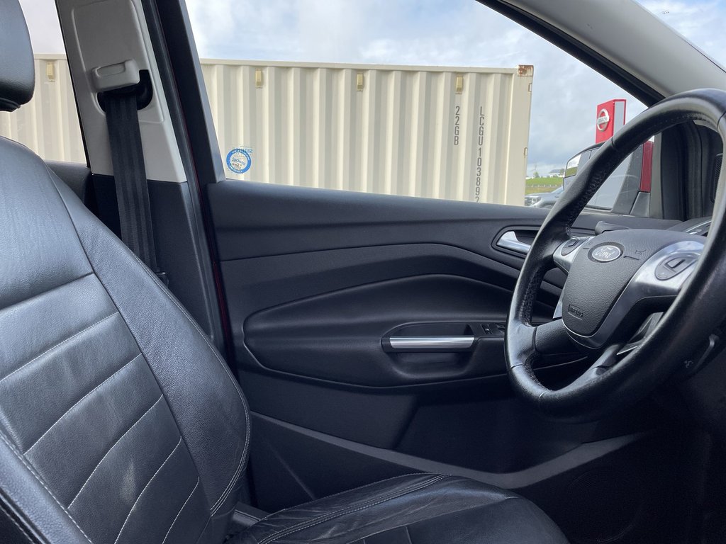 2013 Ford ESCAPE in Antigonish, Nova Scotia - 15 - w1024h768px