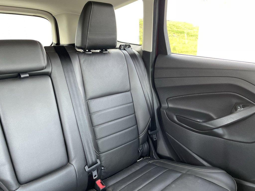 2013 Ford ESCAPE in Antigonish, Nova Scotia - 12 - w1024h768px