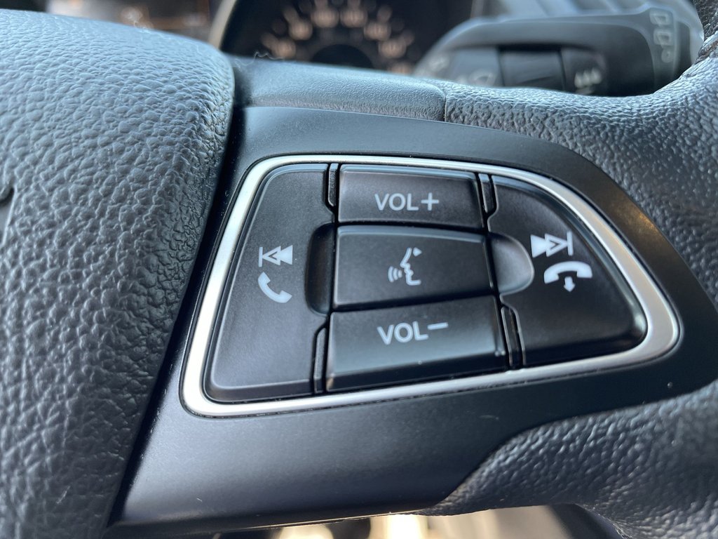 Ford ESCAPE SE | Htd Seats | Keyless | USB 2018 à Saint John, Nouveau-Brunswick - 27 - w1024h768px