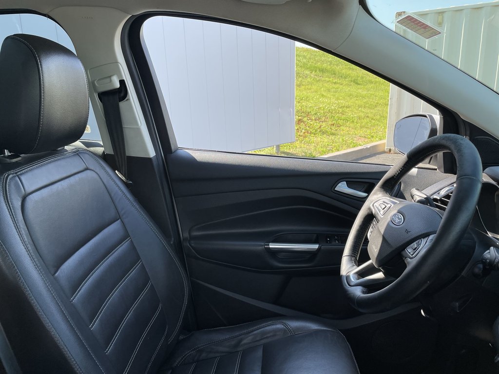Ford ESCAPE SE | Htd Seats | Keyless | USB 2018 à Saint John, Nouveau-Brunswick - 15 - w1024h768px