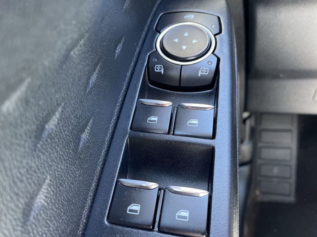 2020 Ford ESCAPE SEL | Backup Cam | USB | Pwr window in Saint John, New Brunswick - 21 - w1024h768px