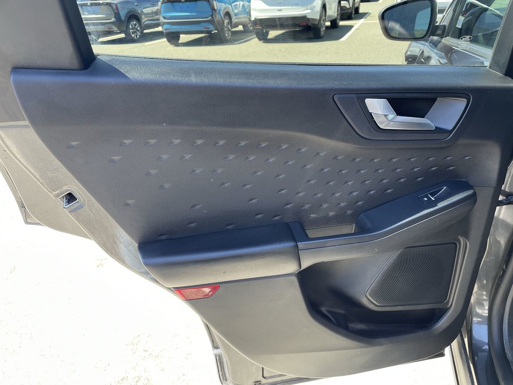2020 Ford ESCAPE SEL | Backup Cam | USB | Pwr window in Saint John, New Brunswick - 41 - w1024h768px