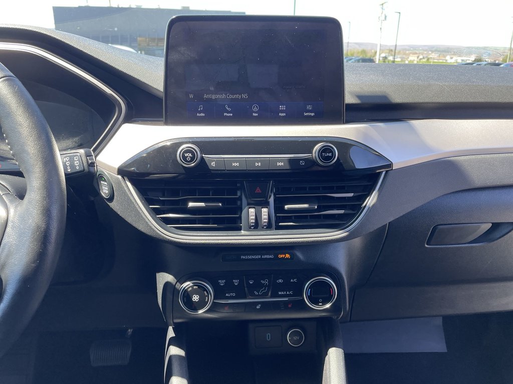2020 Ford ESCAPE SEL | Backup Cam | USB | Pwr window in Saint John, New Brunswick - 11 - w1024h768px