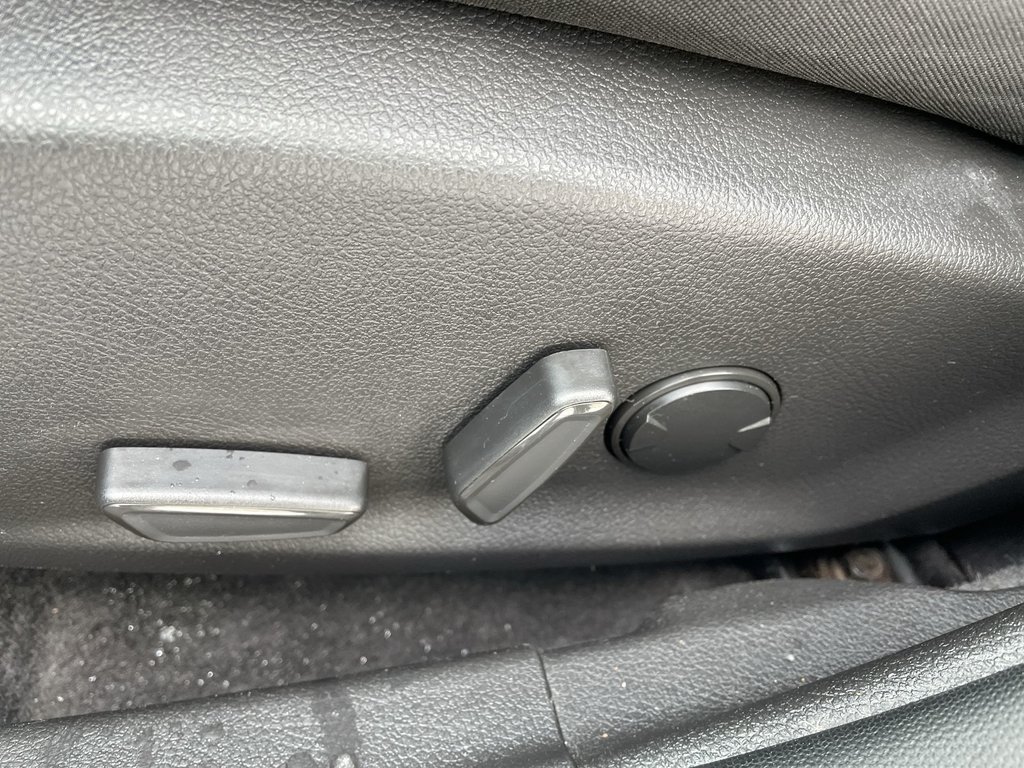 2018 Ford FOCUS SE| backup camera | keyless entry | power windows in Saint John, New Brunswick - 20 - w1024h768px