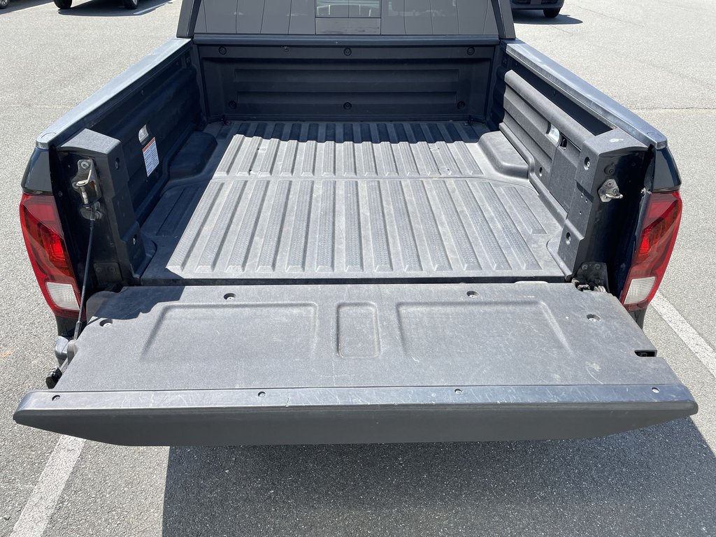 2018 Honda RIDGELINE BLACK EDITION | nav | cam | moonroof | usb in Saint John, New Brunswick - 43 - w1024h768px