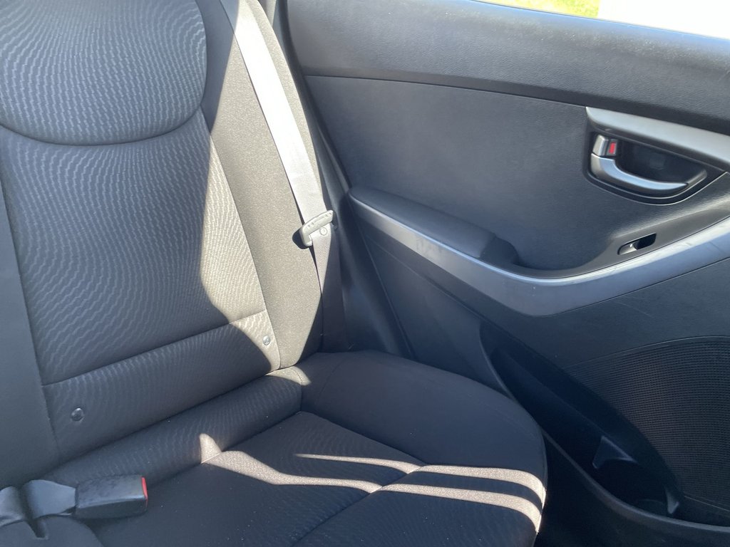 2016 Hyundai ELANTRA SE | Keyless Entry | USB | Power Windows in Saint John, New Brunswick - 12 - w1024h768px