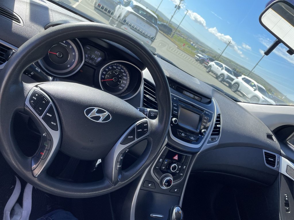 2016 Hyundai ELANTRA SE | Keyless Entry | USB | Power Windows in Saint John, New Brunswick - 22 - w1024h768px