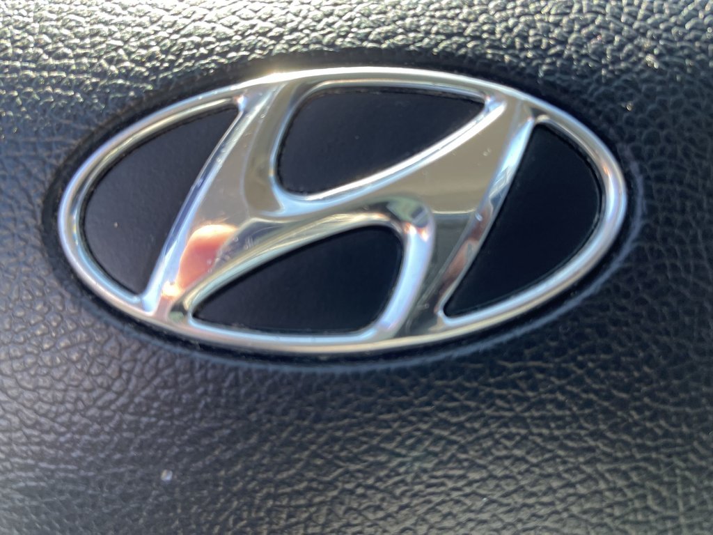 2016 Hyundai ELANTRA SE | Keyless Entry | USB | Power Windows in Saint John, New Brunswick - 25 - w1024h768px