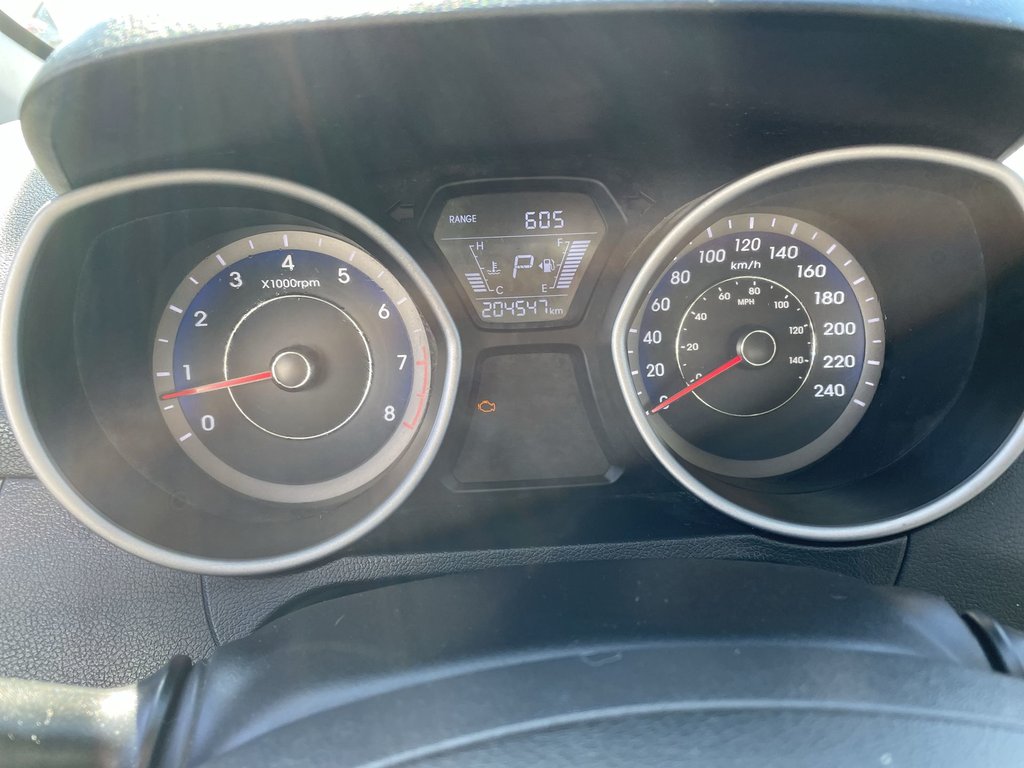 2016 Hyundai ELANTRA SE | Keyless Entry | USB | Power Windows in Saint John, New Brunswick - 30 - w1024h768px