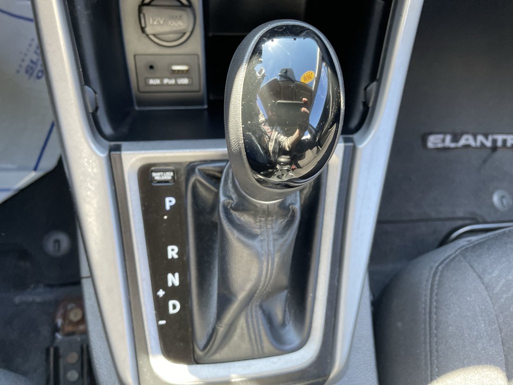 2016 Hyundai ELANTRA SE | Keyless Entry | USB | Power Windows in Saint John, New Brunswick - 35 - w1024h768px