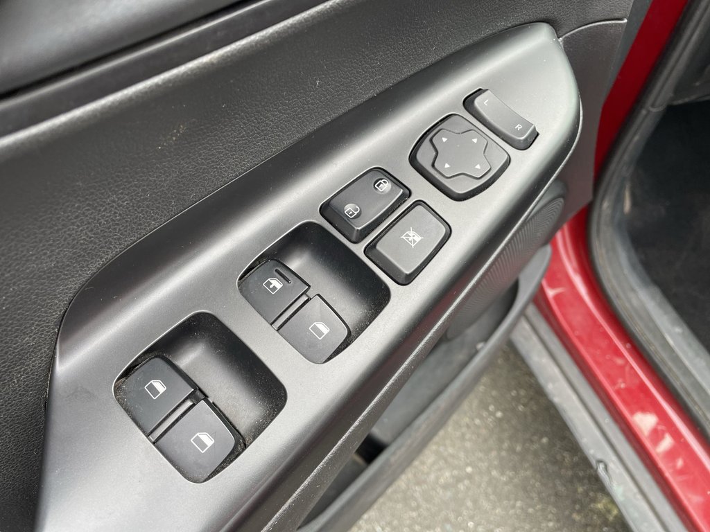 2020 Hyundai KONA in Antigonish, Nova Scotia - 21 - w1024h768px