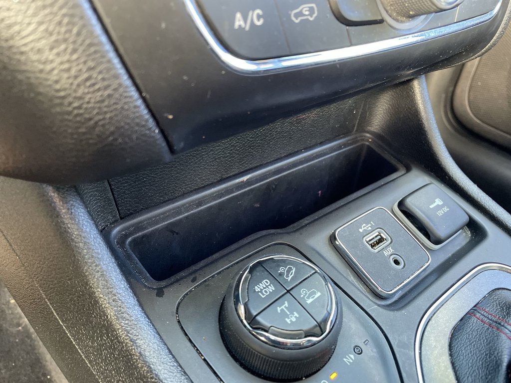 2021 Jeep CHEROKEE TRAILHA | LEATHER | HTD FRONT SEATS | REMOTE START in Saint John, New Brunswick - 34 - w1024h768px