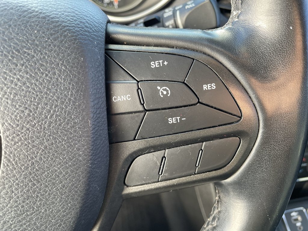 2021 Jeep CHEROKEE TRAILHA | LEATHER | HTD FRONT SEATS | REMOTE START in Saint John, New Brunswick - 27 - w1024h768px