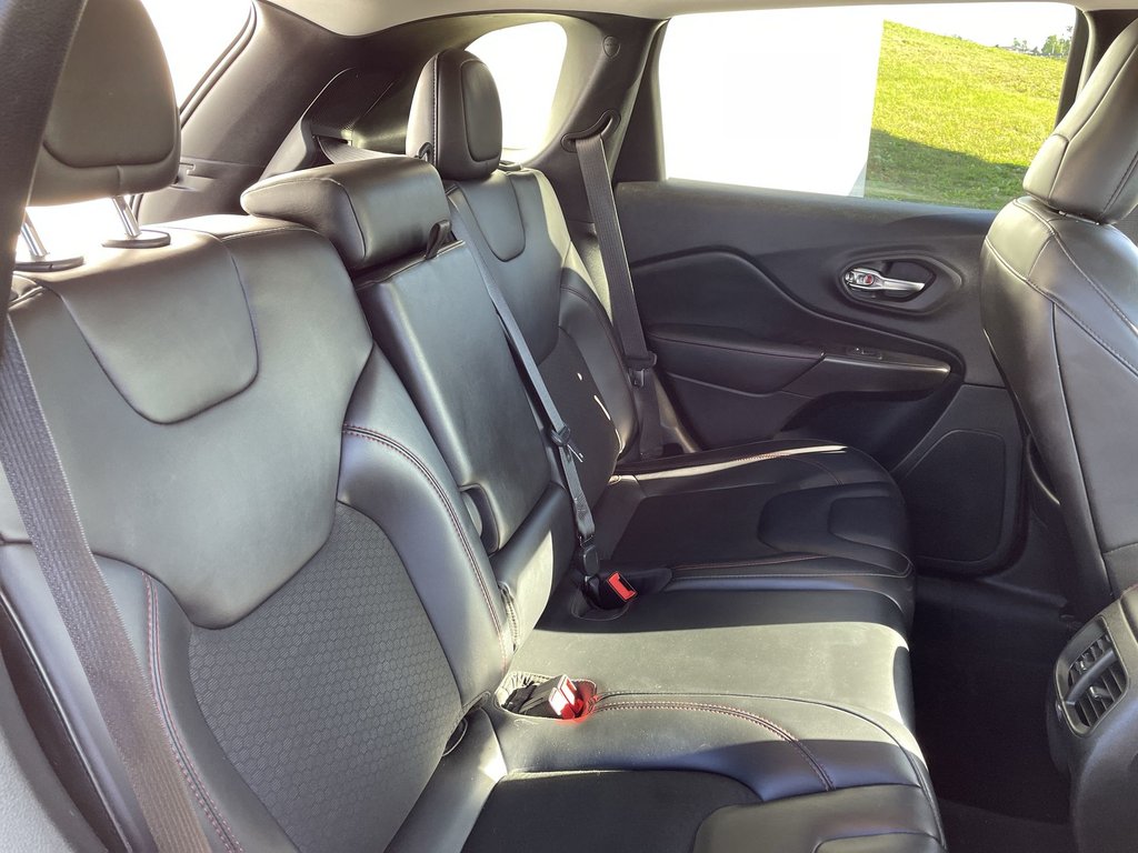 2021 Jeep CHEROKEE TRAILHA | LEATHER | HTD FRONT SEATS | REMOTE START in Saint John, New Brunswick - 45 - w1024h768px