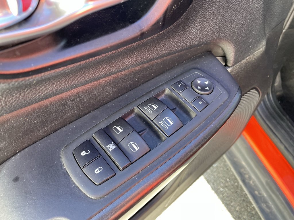 2021 Jeep CHEROKEE TRAILHA | LEATHER | HTD FRONT SEATS | REMOTE START in Saint John, New Brunswick - 21 - w1024h768px