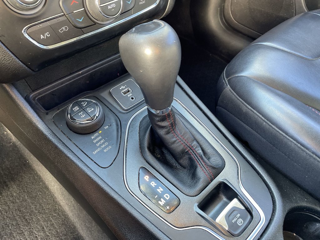 2021 Jeep CHEROKEE TRAILHA | LEATHER | HTD FRONT SEATS | REMOTE START in Saint John, New Brunswick - 35 - w1024h768px