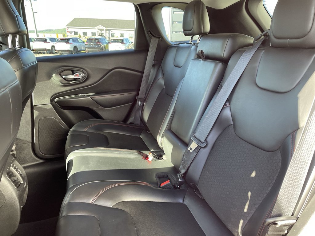 2021 Jeep CHEROKEE TRAILHA | LEATHER | HTD FRONT SEATS | REMOTE START in Saint John, New Brunswick - 38 - w1024h768px