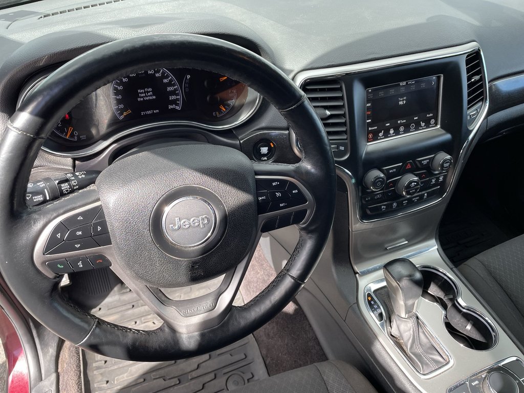 Jeep GRAND CHEROKEE LAREDO | USB | CAM | NAV 2018 à Saint John, Nouveau-Brunswick - 18 - w1024h768px