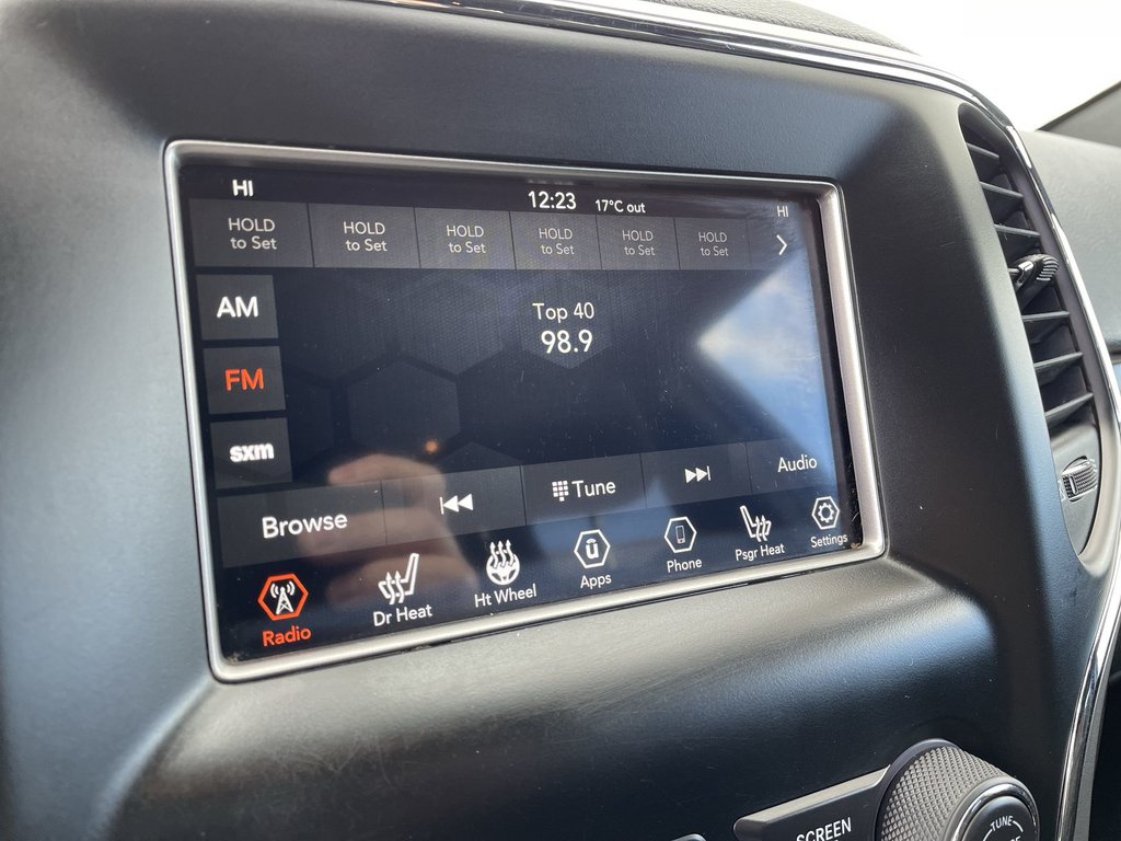 Jeep GRAND CHEROKEE LAREDO | USB | CAM | NAV 2018 à Saint John, Nouveau-Brunswick - 31 - w1024h768px