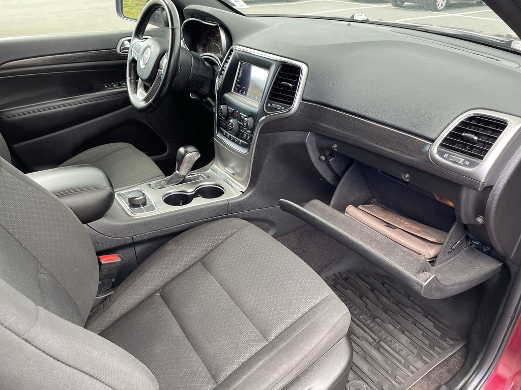 Jeep GRAND CHEROKEE LAREDO | USB | CAM | NAV 2018 à Saint John, Nouveau-Brunswick - 49 - w1024h768px