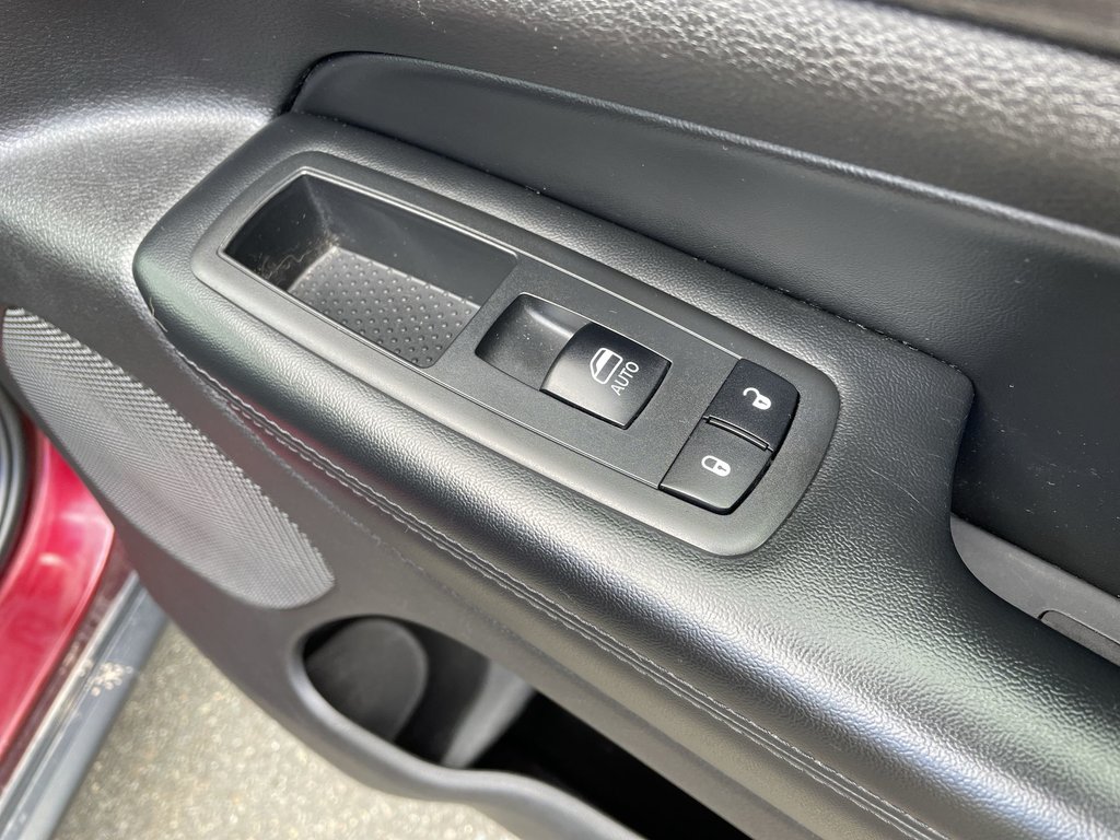 Jeep GRAND CHEROKEE LAREDO | USB | CAM | NAV 2018 à Saint John, Nouveau-Brunswick - 52 - w1024h768px