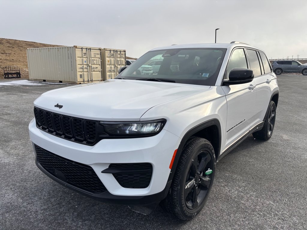 2024 Jeep Grand Cherokee in Antigonish, Nova Scotia - 5 - w1024h768px