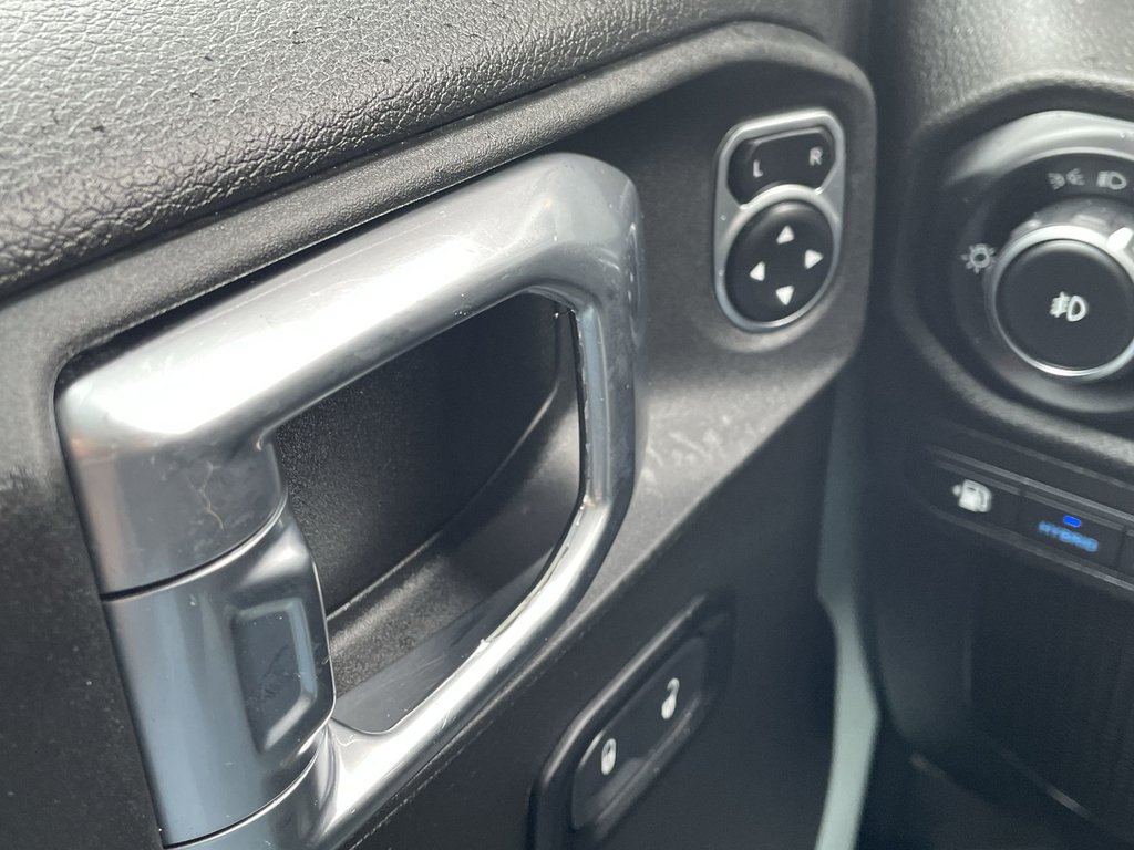 2024 Jeep WRANGLER 4XE WILLYS | Hybrid | Keyless | USB in Saint John, New Brunswick - 21 - w1024h768px