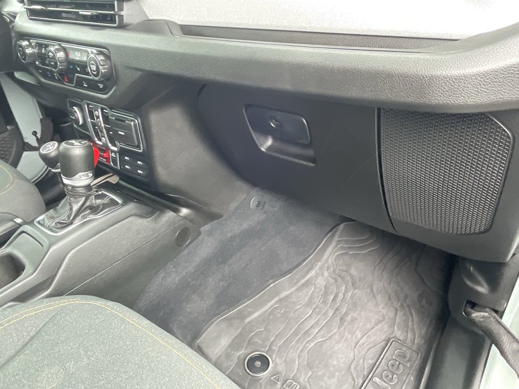 2024 Jeep WRANGLER 4XE WILLYS | Hybrid | Keyless | USB in Saint John, New Brunswick - 50 - w1024h768px