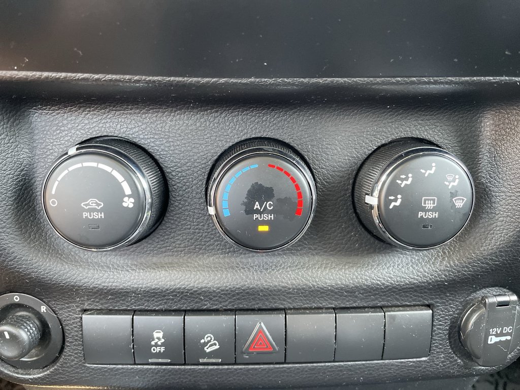 2012 Jeep WRANGLER UNLIMITED SPORT | PwrWndws | RemovableHardTop | KeylessEntry in Saint John, New Brunswick - 33 - w1024h768px