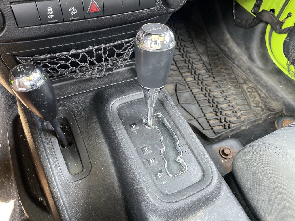 2012 Jeep WRANGLER UNLIMITED SPORT | PwrWndws | RemovableHardTop | KeylessEntry in Saint John, New Brunswick - 35 - w1024h768px