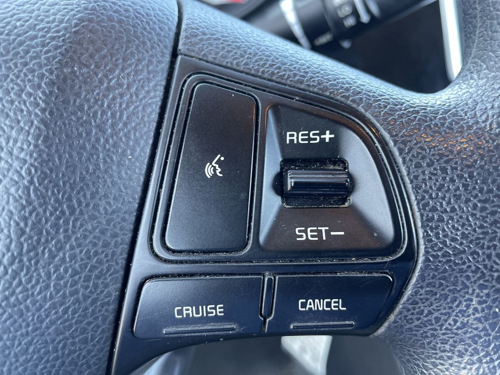 2016 Kia RIO LX | USB | Keyless | Power Windows in Saint John, New Brunswick - 27 - w1024h768px