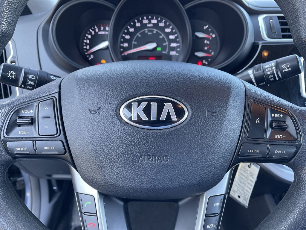 2016 Kia RIO LX | USB | Keyless | Power Windows in Saint John, New Brunswick - 24 - w1024h768px