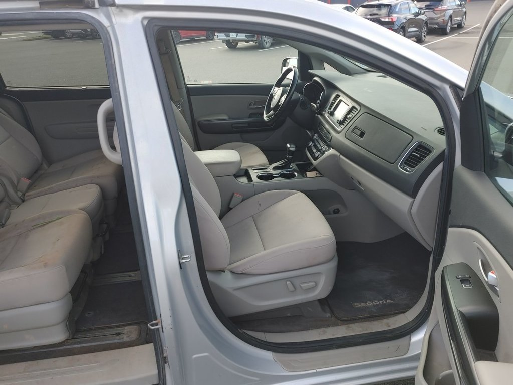 2020 Kia Sedona in Antigonish, Nova Scotia - 16 - w1024h768px