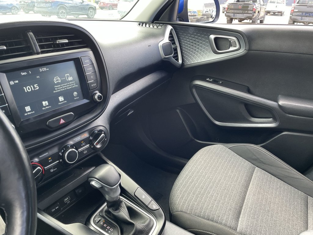 2020 Kia SOUL in Antigonish, Nova Scotia - 11 - w1024h768px