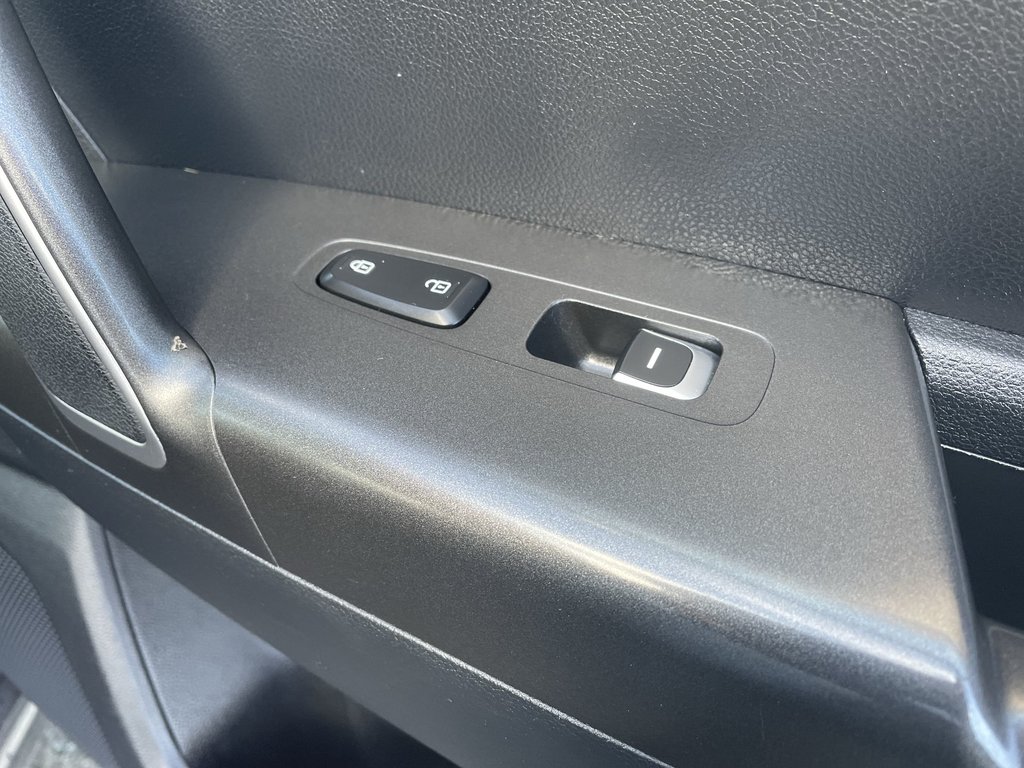 2022 Kia Sportage in Antigonish, Nova Scotia - 52 - w1024h768px