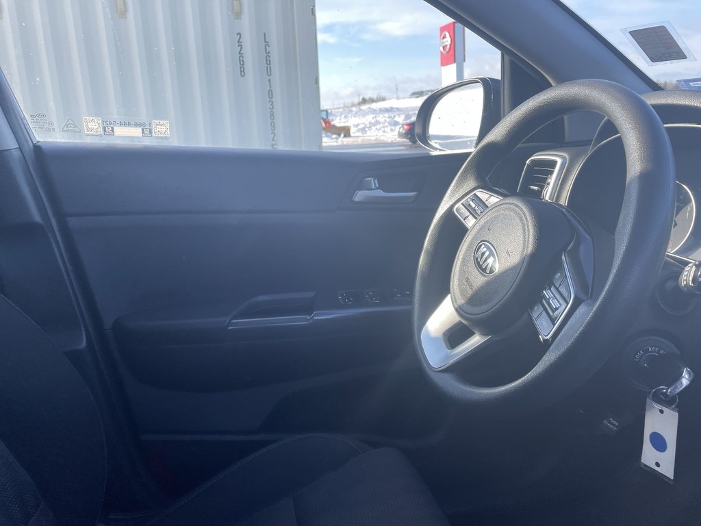 2022 Kia Sportage in Antigonish, Nova Scotia - 15 - w1024h768px
