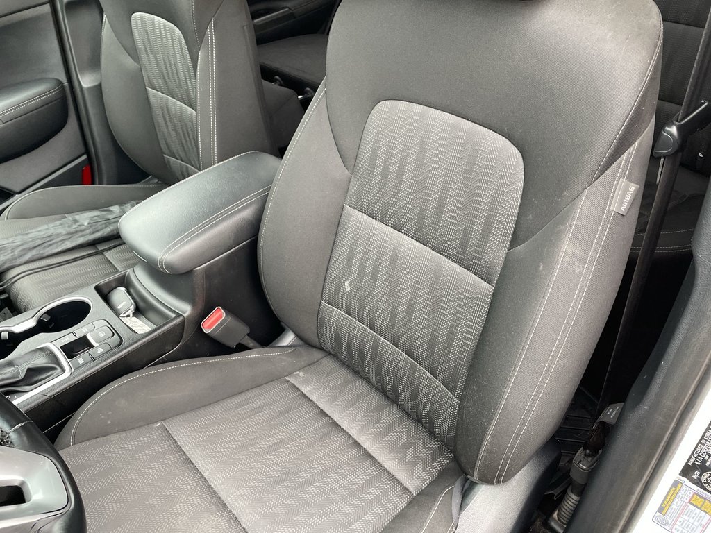 2022 Kia Sportage in Antigonish, Nova Scotia - 17 - w1024h768px