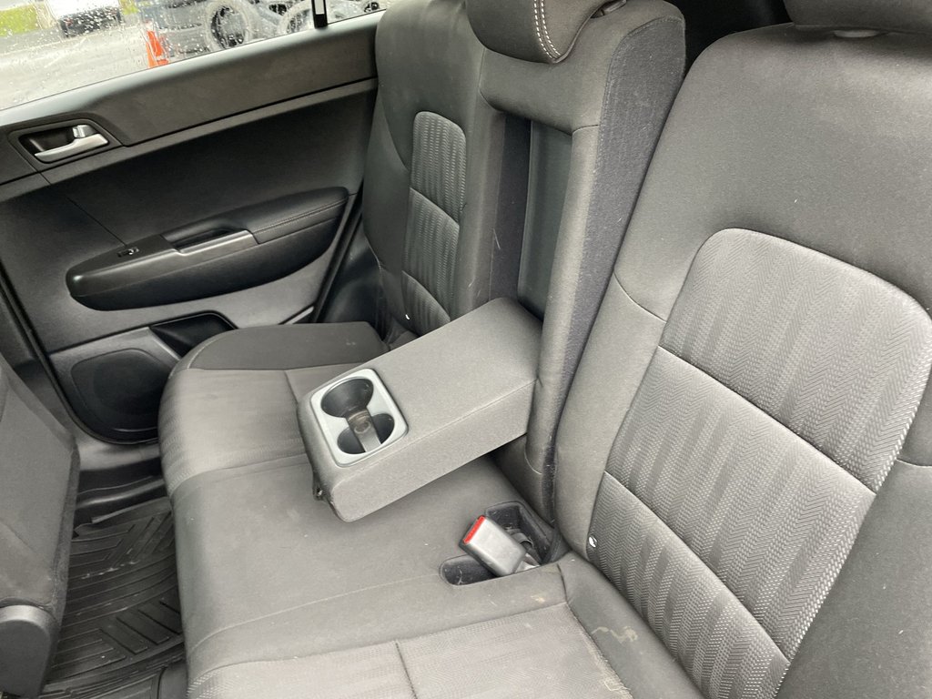 2022 Kia Sportage in Antigonish, Nova Scotia - 39 - w1024h768px