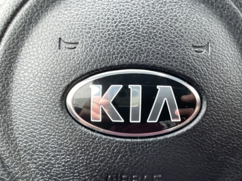 2022 Kia Sportage in Antigonish, Nova Scotia - 25 - w1024h768px